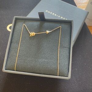 NWT $480 Phoenix Roze 18k Gold Necklace with Arrow Pendant